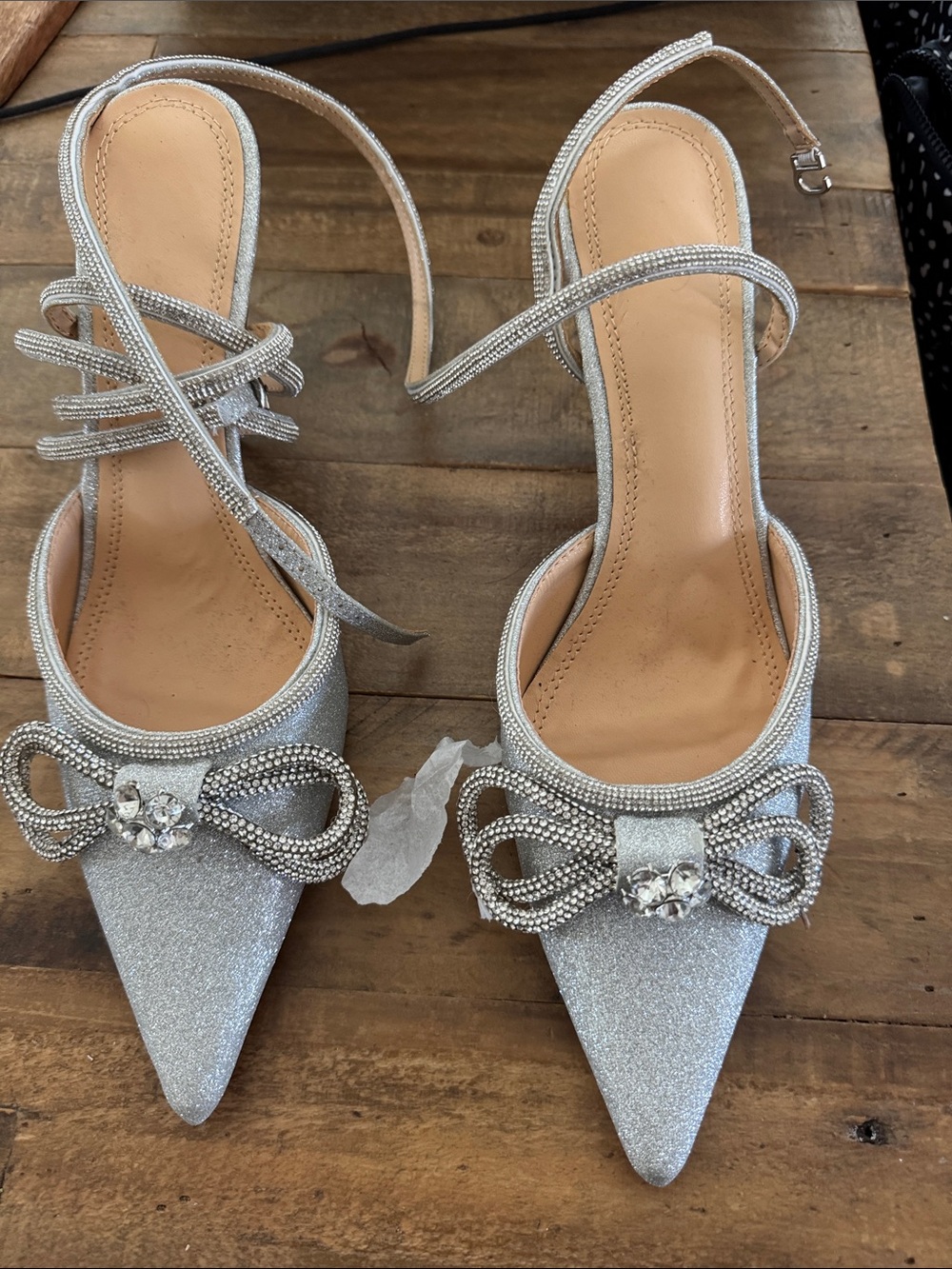 NWOT Mermaid Way Silver Pointed Toe Ankle-Strap Heels with Crystal Bow